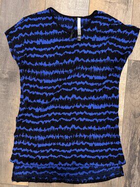 Womens M Blue and Black Casual Kensie Shirt